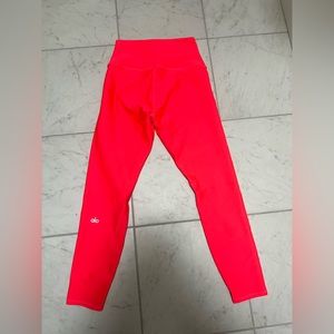 Alo yoga 7/8 Airlift leggings fluorescent pink